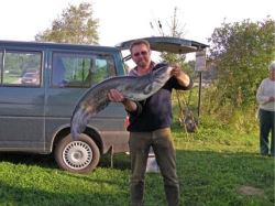 Gerhard Vogler mit Wels